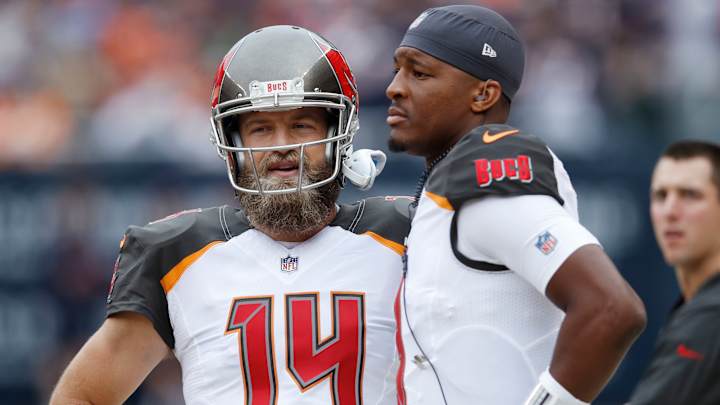 Ryan Fitzpatrick Named Buccaneers Starting Quarterback Over Jameis Winston