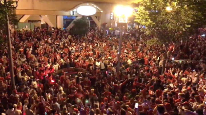 Thursday’s Hot Clicks: Capitals Fans Flood D.C. Streets After Advancing to Stanley Cup Final Thursday’s Hot Clicks: Capitals Fans Flood D.C. Streets After Advancing to Stanley Cup Final