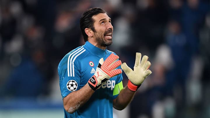 Twitter Casts Doubt on Gianluigi Buffon's Longevity Following Slip Up in Latest Juventus Match