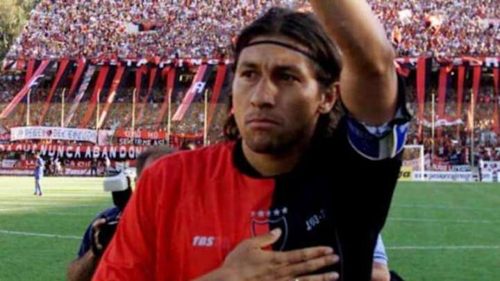 La tremenda historia sobre el día que un barra brava amenazó al Patrón Bermúdez con un machete