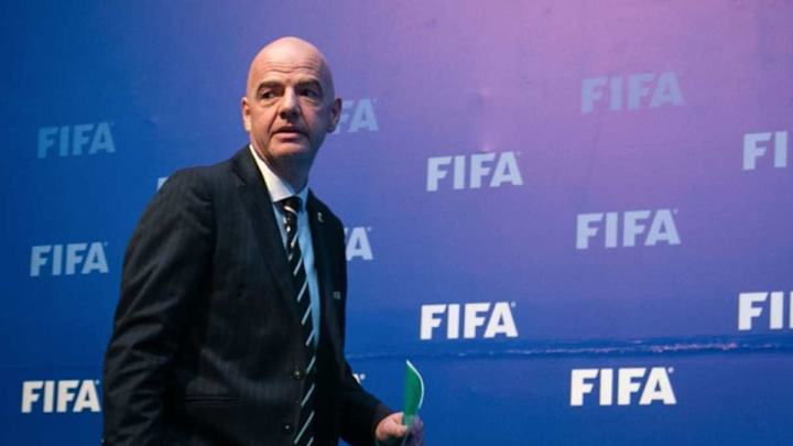 Infantino, presidente de la FIFA, amenaza con dejar sin Mundial a los participantes de la Superliga Infantino, presidente de la FIFA, amenaza con dejar sin Mundial a los participantes de la Superliga