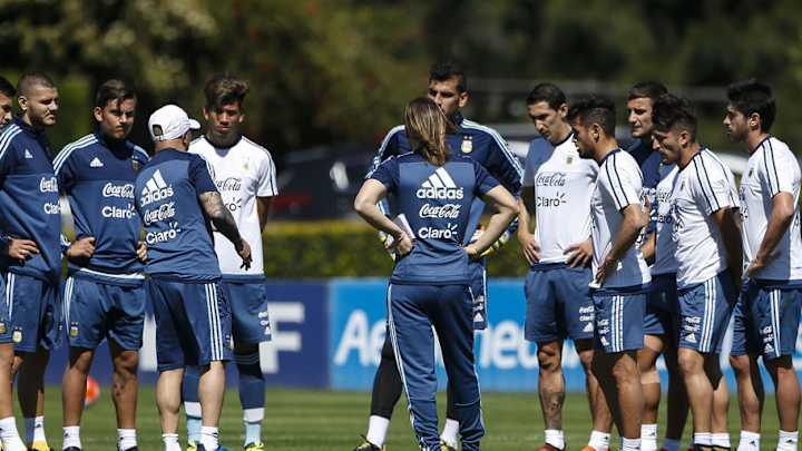 BOMBAZO | Se filtra la lista preliminar de Sampaoli de 35 convocados para el Mundial de Rusia 2018 BOMBAZO | Se filtra la lista preliminar de Sampaoli de 35 convocados para el Mundial de Rusia 2018