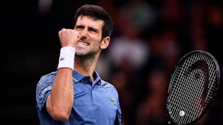 Djokovic Edges Federer in Classic Three-Setter, Extends Winning Streak to 22