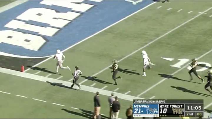 Watch: Memphis WR Tony Pollard Ties NCAA Kickoff Return Touchdown Record Watch: Memphis WR Tony Pollard Ties NCAA Kickoff Return Touchdown Record