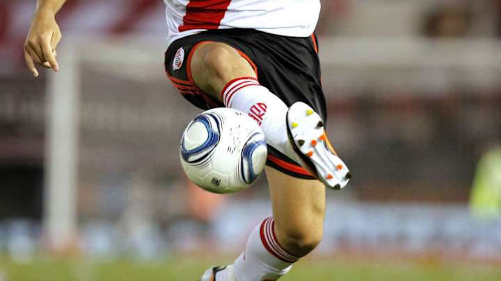 FUERTE | El ex jugador de River que "descansó" a un hincha de Boca en las redes