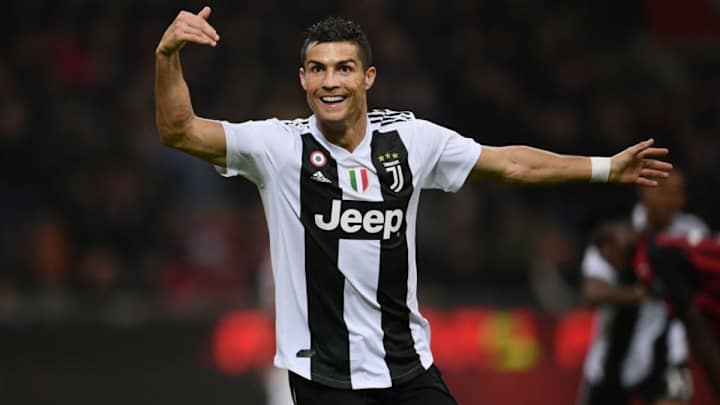 Cristiano Ronaldo 'Proposes to Georgina Rodriguez' & Spends £27,000 on Wine in London Restaurant Cristiano Ronaldo 'Proposes to Georgina Rodriguez' & Spends £27,000 on Wine in London Restaurant