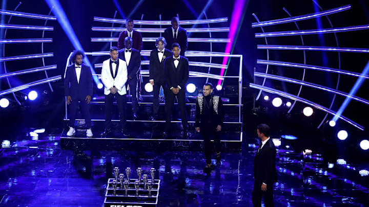 PHOTO: Dani Alves Stuns Again as He Shows Up to FIFA Awards Wearing a Very 'Dani Alves' Outfit PHOTO: Dani Alves Stuns Again as He Shows Up to FIFA Awards Wearing a Very 'Dani Alves' Outfit