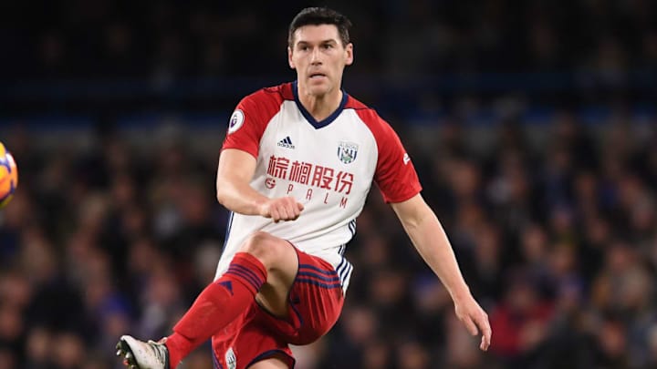 Gareth Barry Returns to West Brom After Exercising His Option of a 1-Year Extension Gareth Barry Returns to West Brom After Exercising His Option of a 1-Year Extension