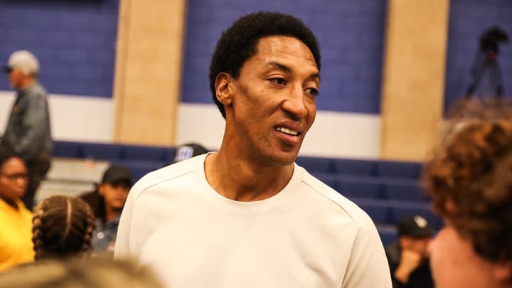 Scottie Pippen: 'Comparison Shouldn’t Ever be Made' Between LeBron-MJ Scottie Pippen: 'Comparison Shouldn’t Ever be Made' Between LeBron-MJ