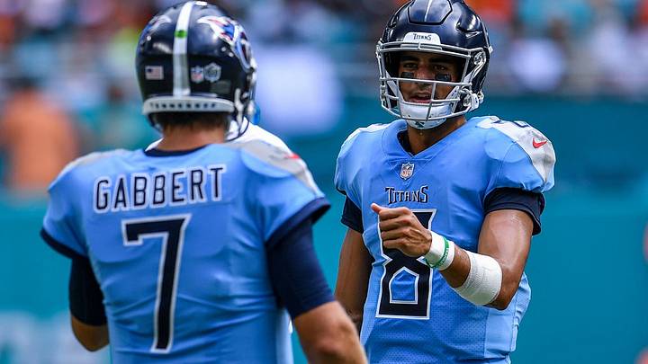 NFL Week 1 Injury Report: Titans' Mariota (Elbow), Panthers' Olsen (Foot), Bucs' Jackson (Concussion), Jags' Fournette (Hamstring) Headline List
