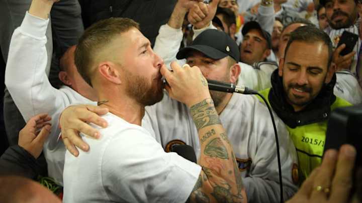 CAPITÁN | Así celebró Sergio Ramos el pase a la final con los ultras de la grada de animación