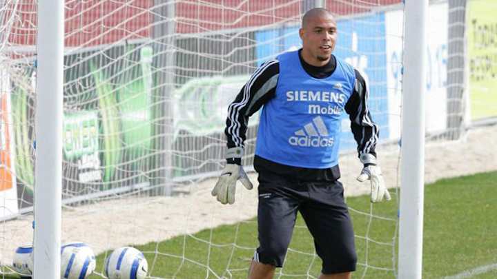 El día que Ronaldo Nazario probó como portero de fútbol sala