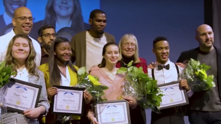 Watch: Kevin Durant Surprises Bay Area Students, Will Pay 1st Year College Tuition