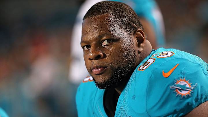 NFL Rumors: Dolphins Releasing Mike Pouncey, Saints Want Ndamukong Suh
