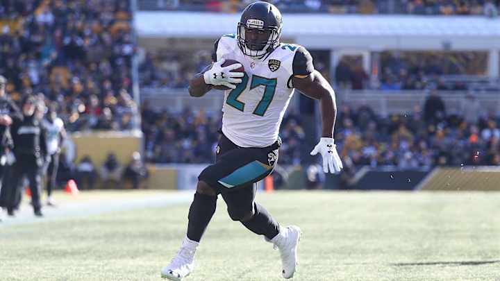 Jaguars Running Back Leonard Fournette Returns From Ankle Injury To Open Second Half Jaguars Running Back Leonard Fournette Returns From Ankle Injury To Open Second Half