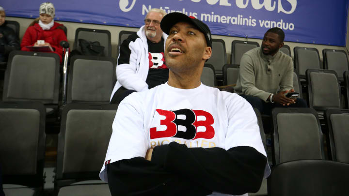 Watch: Rick Carlisle Rips ESPN for Publishing LaVar Ball Story On Luke Walton's Job Status Watch: Rick Carlisle Rips ESPN for Publishing LaVar Ball Story On Luke Walton's Job Status