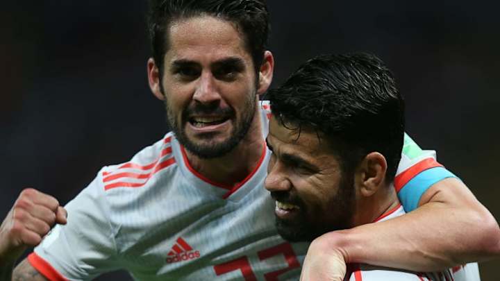 España sufre, pero se lleva los tres puntos ante Irán (1-0)