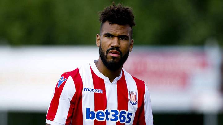 Paris Saint-Germain Confirm Surprise Signing of Stoke City Forward on 2-Year Deal