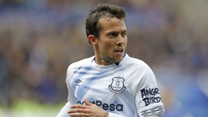 Everton Star Bernard Reveals His Father Was the Driving Force Behind His 'Persistence' to Succeed Everton Star Bernard Reveals His Father Was the Driving Force Behind His 'Persistence' to Succeed