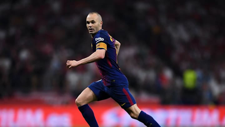 El mensaje directo del entrenador del Betis a Iniesta en redes sociales