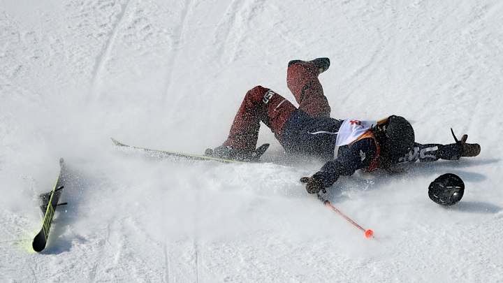 American Maddie Bowman Fails to Defend Gold in Freeski Halfpipe, USA's Brita Sigourney Medals