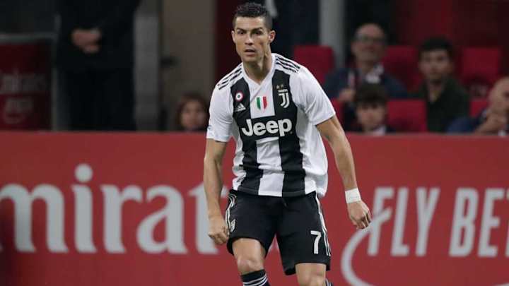 ​El futbolista de la Juventus que se ofreció a aconsejar sobre cómo tirar faltas a Cristiano Ronaldo