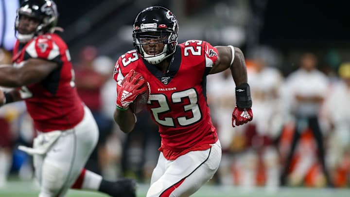 WATCH: Falcons should give RB Brian Hill more playing time