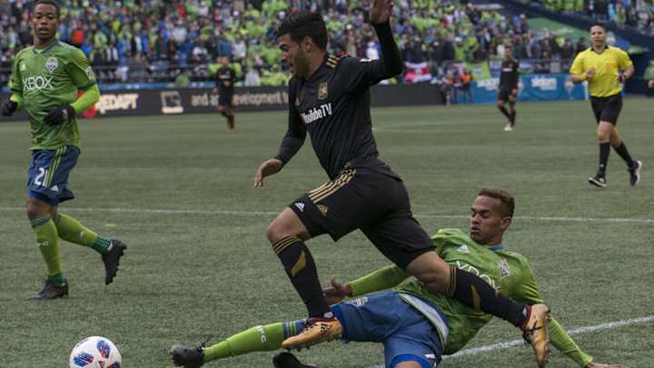 Ex estrella del Real Madrid dio su opinión acerca de la decisión de Carlos Vela de ir a la MLS