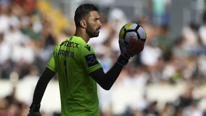 Sporting CP Goalkeeper Rui Patricio Set to Join Wolves for Free After Standing Firm in Contract Row