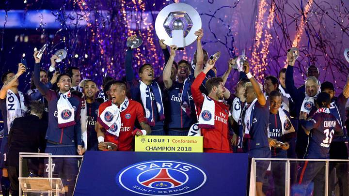 EN PICADO | De jugar en el PSG a recibir una oferta de... ¡800 euros al mes!