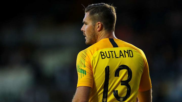 Journalist Tips Arsenal to Sign England International Goalkeeper After the FIFA World Cup Journalist Tips Arsenal to Sign England International Goalkeeper After the FIFA World Cup