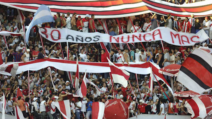 Juega en el fútbol argentino, le llegó una oferta del Benfica pero quiere jugar en River Juega en el fútbol argentino, le llegó una oferta del Benfica pero quiere jugar en River