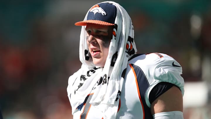 Broncos OT Garett Bolles Carted Off Field With Possible Concussion Broncos OT Garett Bolles Carted Off Field With Possible Concussion