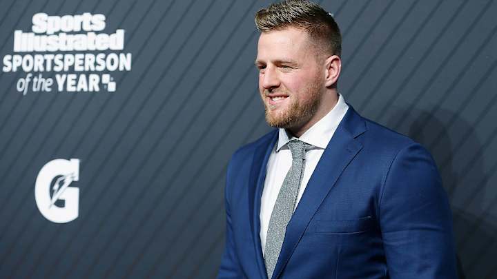 Report: J.J. Watt Will Pay for Funeral Expenses of the Victims of the Santa Fe School Shooting
