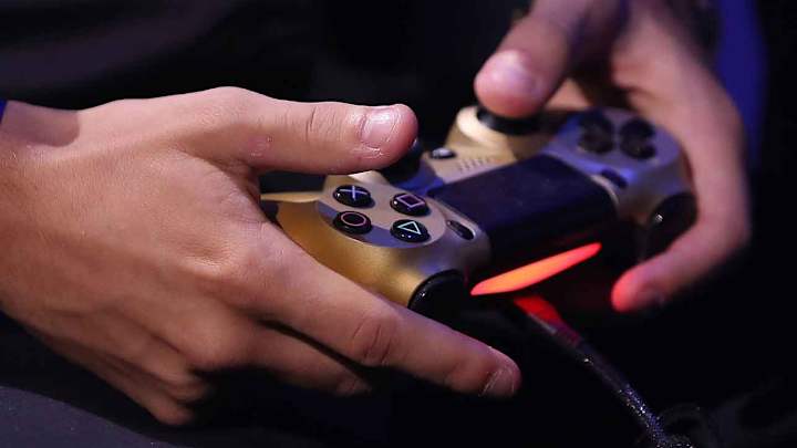 Elijah Clayton, Taylor Robertson Named Victims in Jacksonville 'Madden' Shooting Elijah Clayton, Taylor Robertson Named Victims in Jacksonville 'Madden' Shooting