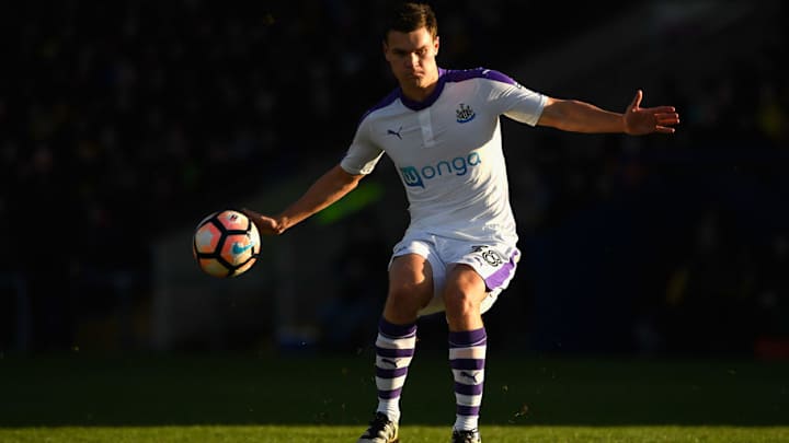 Newcastle United Defender to Leave Club After Six Injury-Hit Years Newcastle United Defender to Leave Club After Six Injury-Hit Years