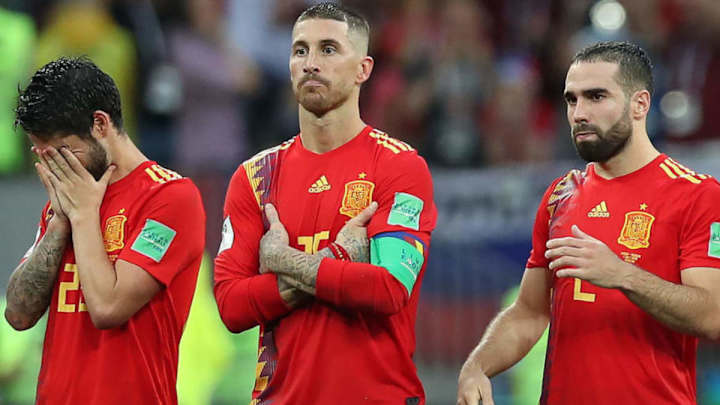 Los mejores memes de la eliminación de España ante Rusia, la mano de Piqué, el fallo de Koke y más Los mejores memes de la eliminación de España ante Rusia, la mano de Piqué, el fallo de Koke y más