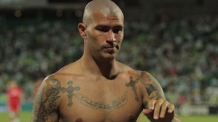 INSÓLITO | La discriminación que enfrenta el "Chaton" Enríquez en su día a día en Puebla