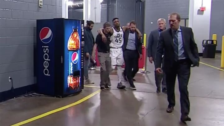 Donovan Mitchell Leaves Game 5 Loss to Rockets With Injury