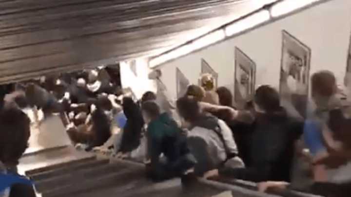 VÍDEO | El accidente de los aficionados del CSKA de camino al estadio de la Roma