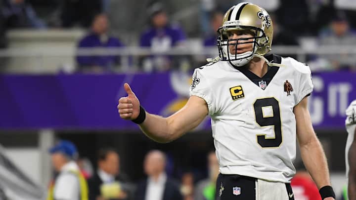 Drew Brees Presents Prosthetic to High School QB Who Had His Leg Amputated