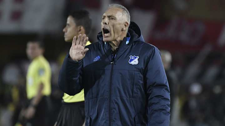 EMOCIONANTE | La conferencia de Miguel Angel Russo tras vencer al cáncer EMOCIONANTE | La conferencia de Miguel Angel Russo tras vencer al cáncer