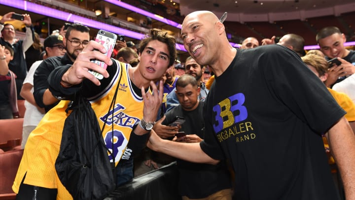 LaVar Ball Says Lakers No Longer Want To Play for Luke Walton LaVar Ball Says Lakers No Longer Want To Play for Luke Walton