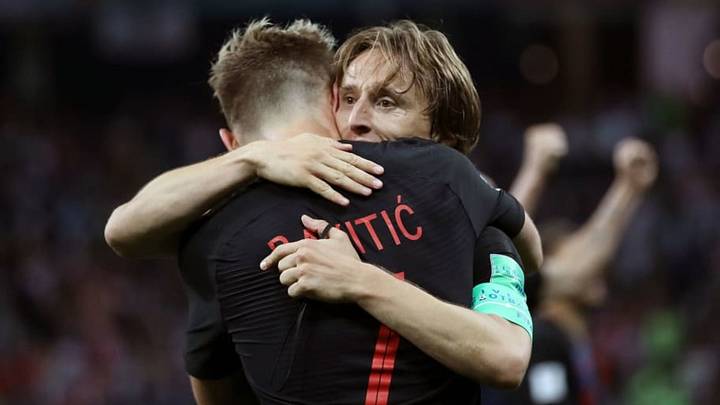 REVELADO | La felicitación de Rakitic a Modric tras ganar el premio al mejor jugador de Europa REVELADO | La felicitación de Rakitic a Modric tras ganar el premio al mejor jugador de Europa