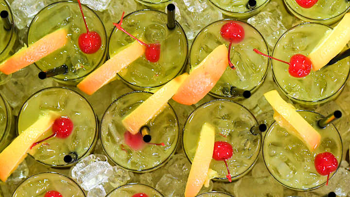 How to Make a Black-Eyed Susan: The Official Drink of the Preakness Stakes