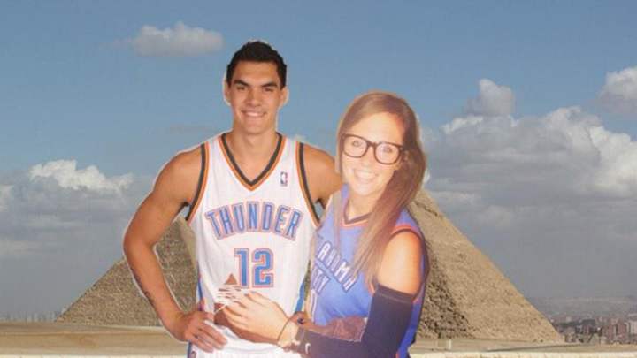 Tuesday's Hot Clicks: Georgia Gibbs; Steven Adams Accepts Prom Proposal Three Years Too Late Tuesday's Hot Clicks: Georgia Gibbs; Steven Adams Accepts Prom Proposal Three Years Too Late