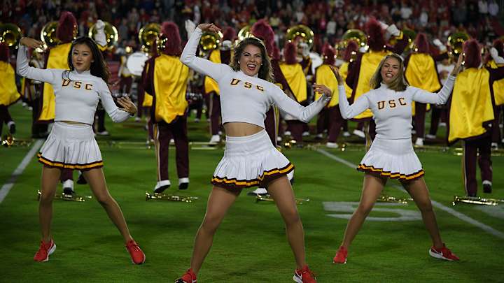 How to Watch Notre Dame vs. USC: Live Stream, TV Channel, Game Time