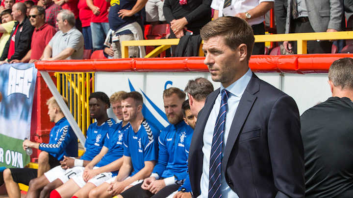 Steven Gerrard Denied Rangers Win in Scottish League Debut by Late Goal Steven Gerrard Denied Rangers Win in Scottish League Debut by Late Goal