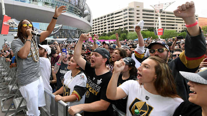Vegas and Washington Are More Similar Hockey Towns Than You Might Think Vegas and Washington Are More Similar Hockey Towns Than You Might Think