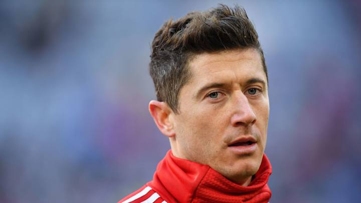 Report: Chelsea, Man United Lead Race to Sign Bayern Star Robert Lewandowski